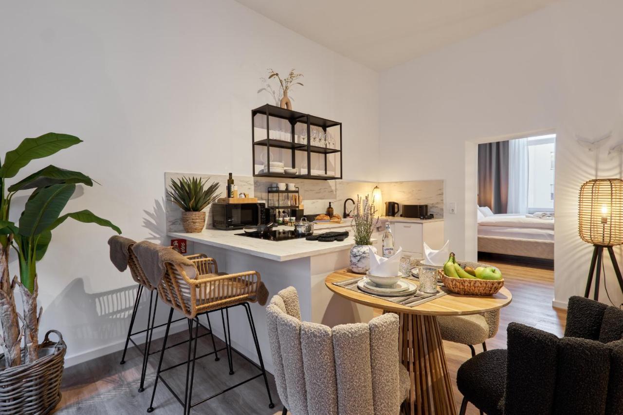 Park Avenue Apartments - Dom Mit Stil - Kueche - Parkplatz - Wlan - 65 Zoll Tv - Netflix Cologne Exterior photo